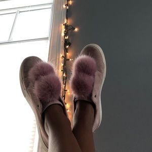 Pom Pom pink sneakers size 9 1/2